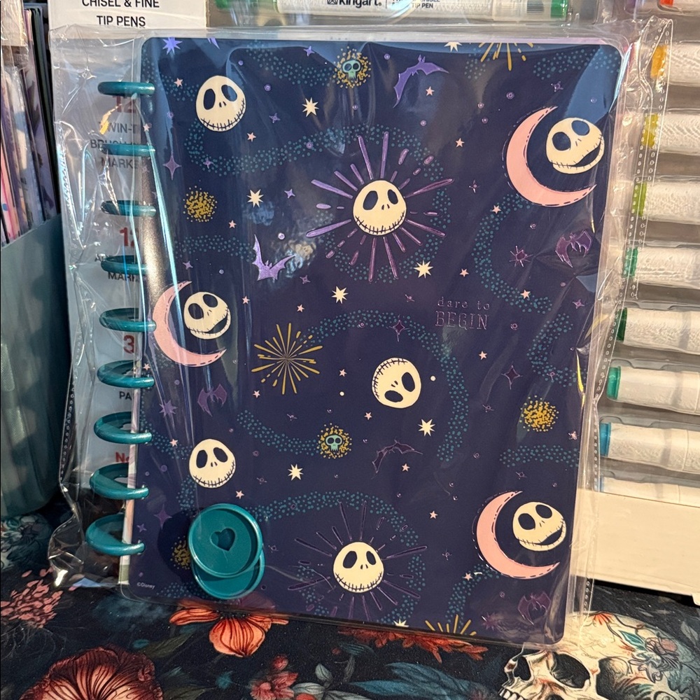 Disney Happy Planner nightmare before xmas - notebook paper & metal discs - NEW - Picture 6 of 6